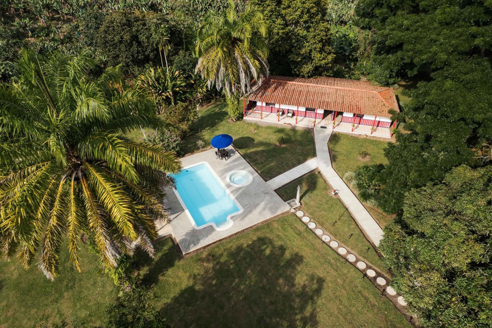 Finca Hotel Puerto Espejo Exteriör bild