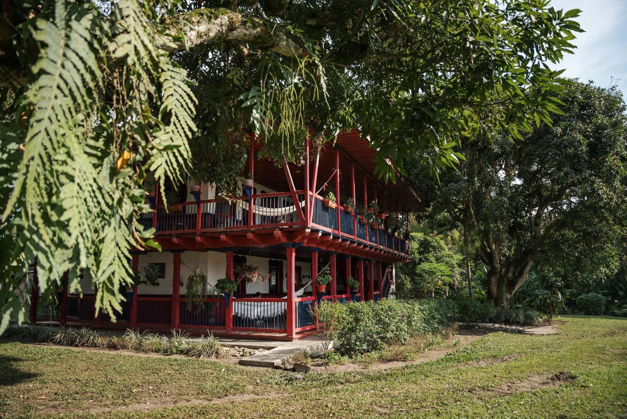 Finca Hotel Puerto Espejo Exteriör bild