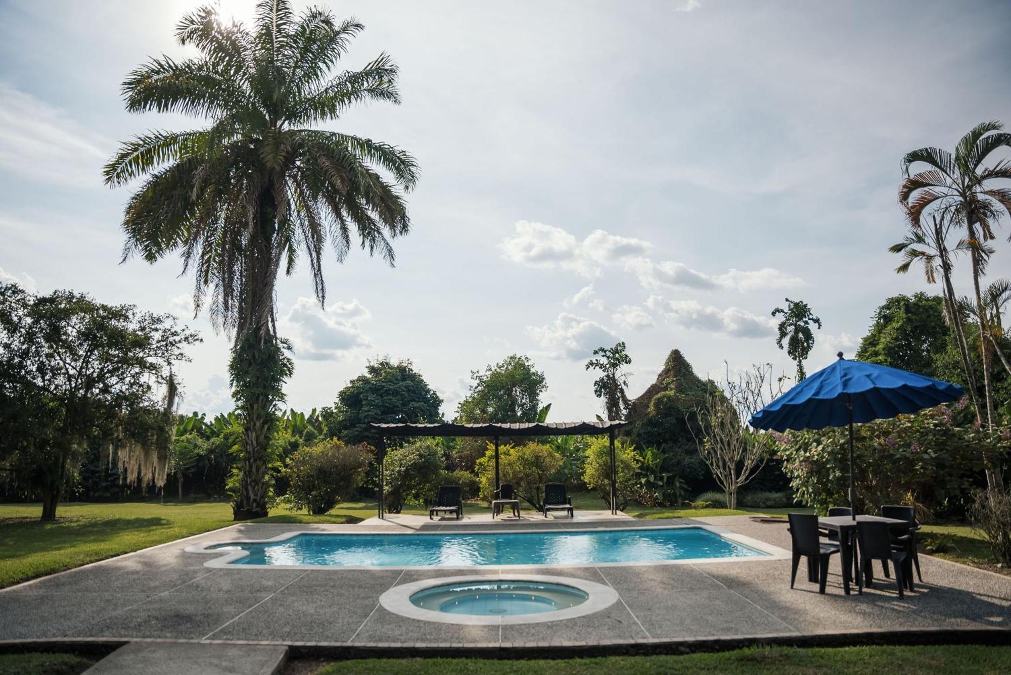 Finca Hotel Puerto Espejo Exteriör bild